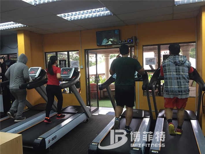 馬來西亞草莓视频APP在线下载跑步機