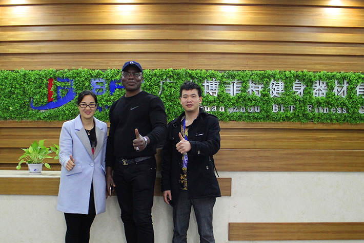 多哥來中國進口健身器材