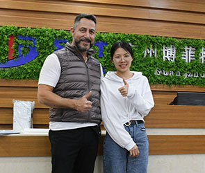 美國客戶進口中國草莓视频APP在线下载品牌污污的草莓视频